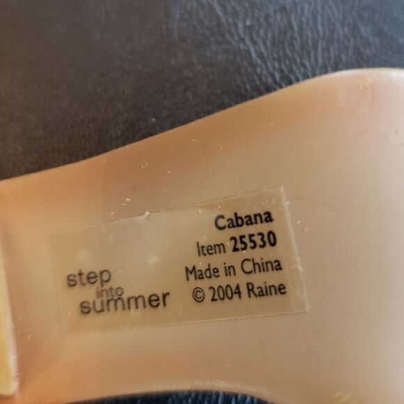 Just The Right Shoe 2004 "Cabana" by Lorraine Vail - Picture 6 of 9